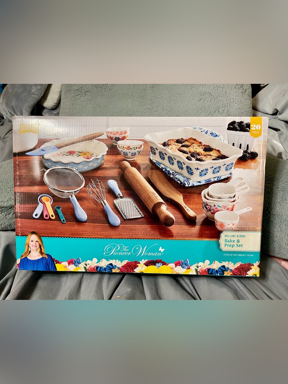 Pioneer Woman Brilliant Blooms 20 Piece Bake & Prep Set NIB Discontinued